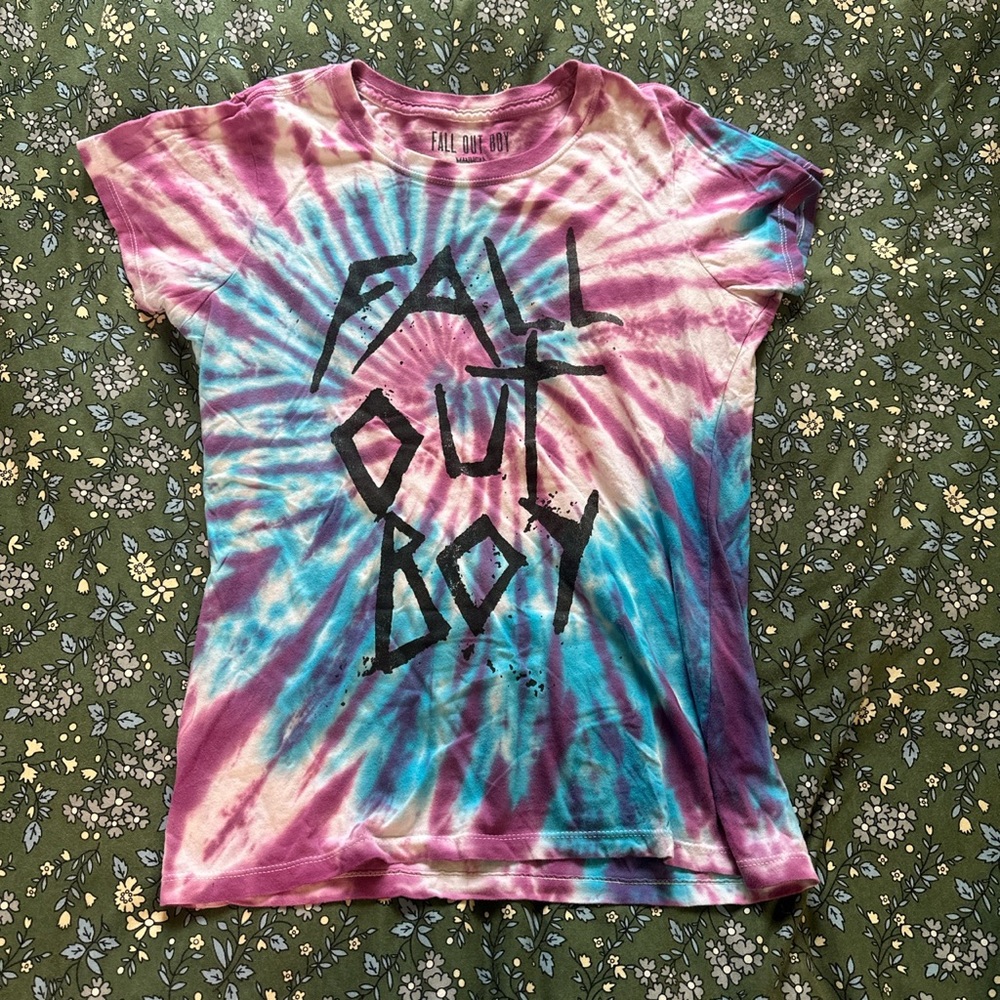 SOLD ON DEPOP Tie Dye Fall Out Boy Shirt